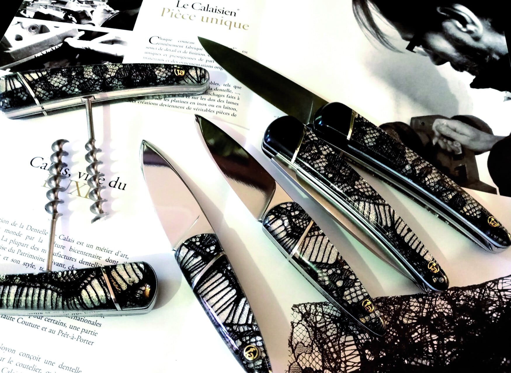 Panoplie de différents couteaux réalisés par Franck Ackermann