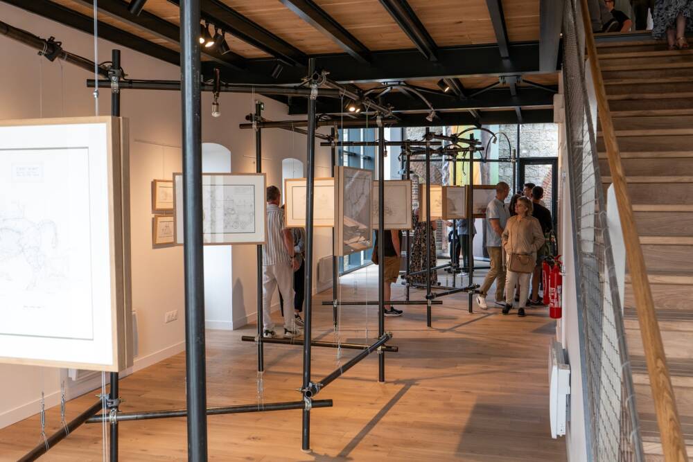 Le rez-de-chaussée du Fort Risban et son espace d'exposition rénové en 2025.