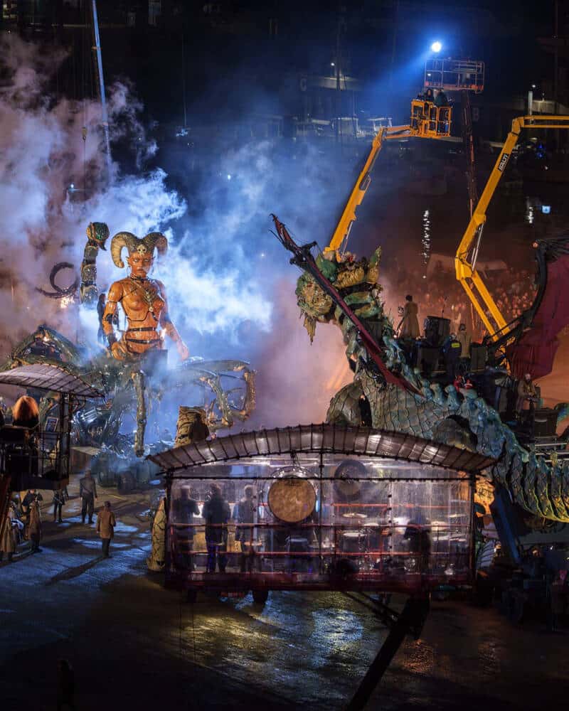 Le varan et le dragon ont vaincu les forces du mal