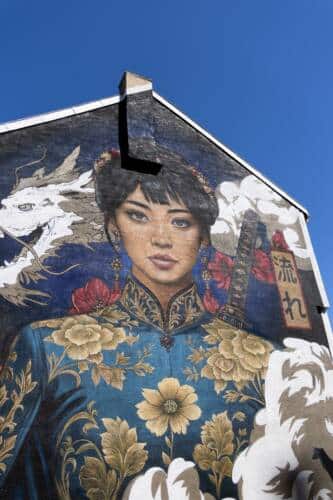 L'œuvre de Flow Graffiti : Samouraï et dragon à Calais