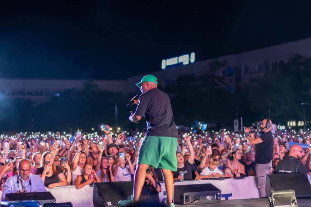 Les concerts de la place d'Armes à Calais.