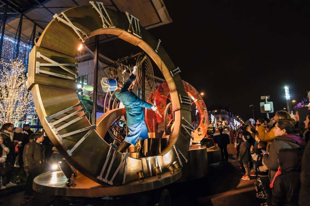 noel-calais-parade-chars