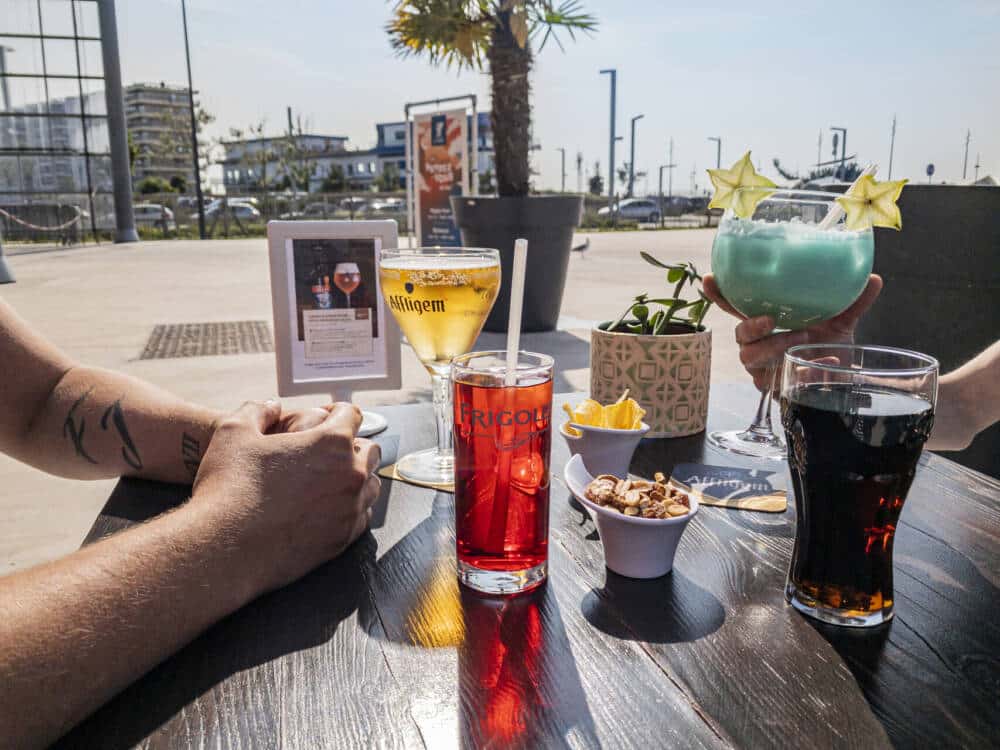 Happy Hours .jpg