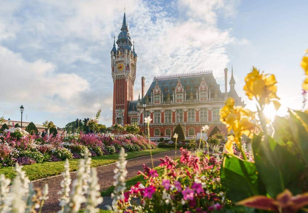 beffroi-hotel-de-ville-exterieur-calais