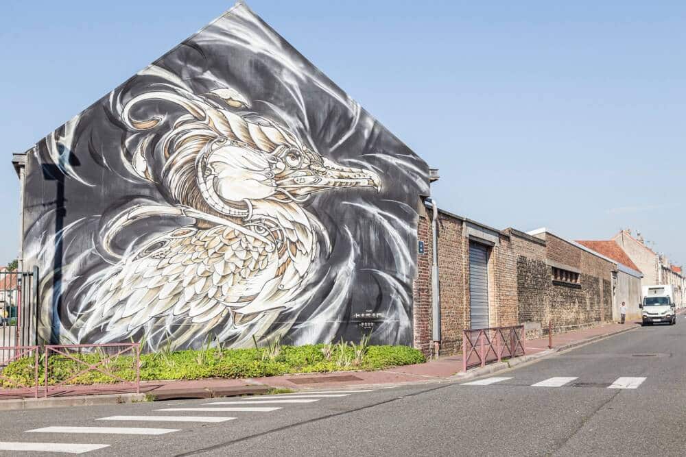 Arte callejero de terror en Calais