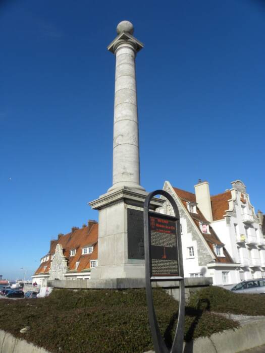 Colonne Louis XVIII Calais