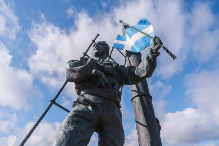 Statue Tom Souville
