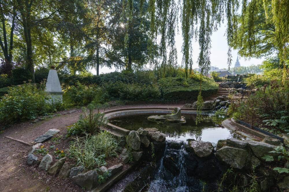 Stèle Lady Hamilton