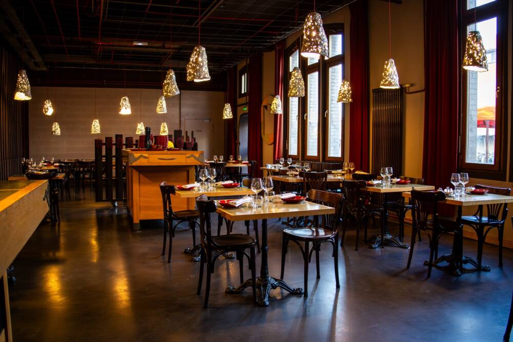 Salle-Grandes-Tables-Channel